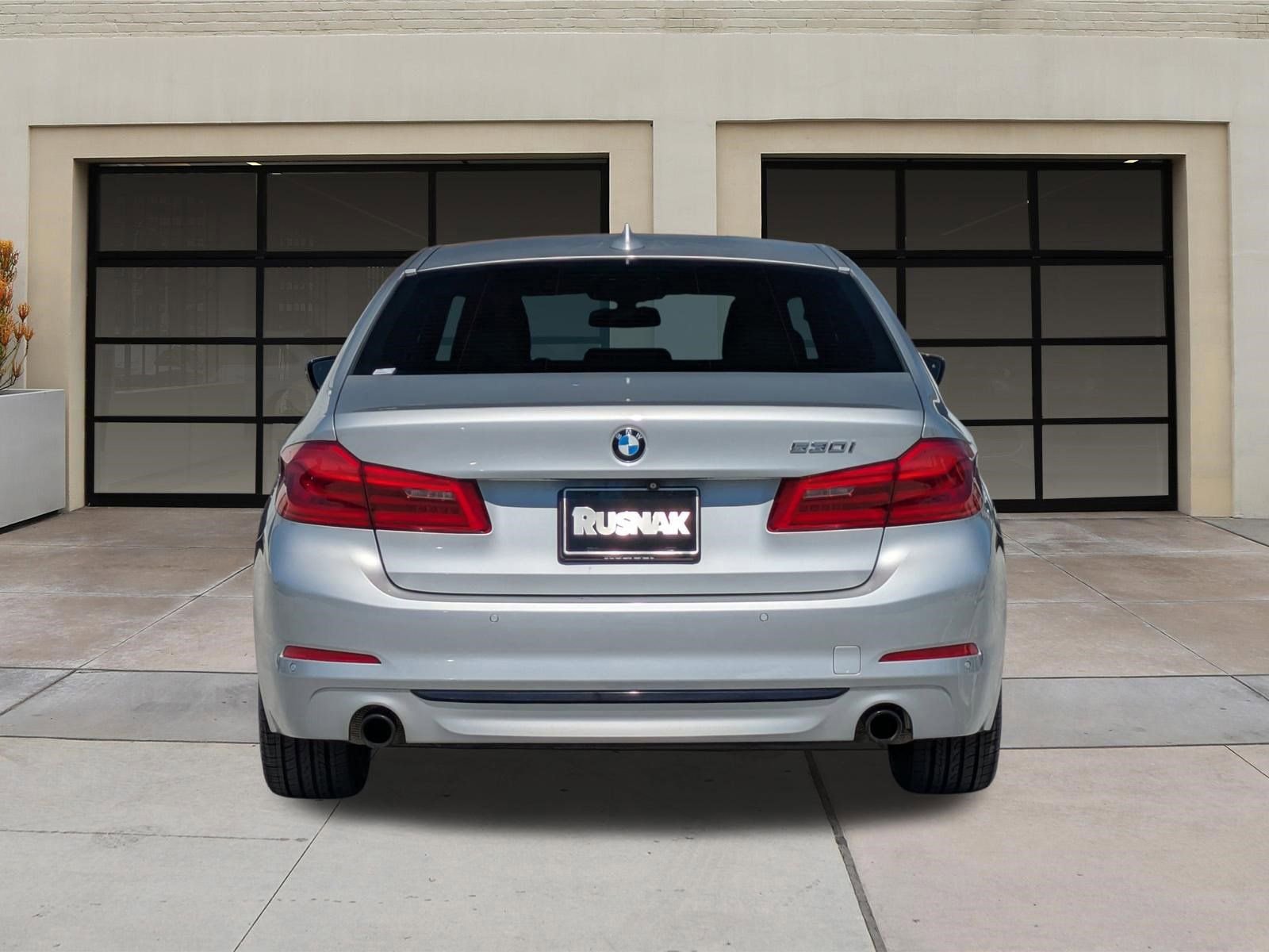 Used 2019 BMW 530i w/ Convenience Package image 5