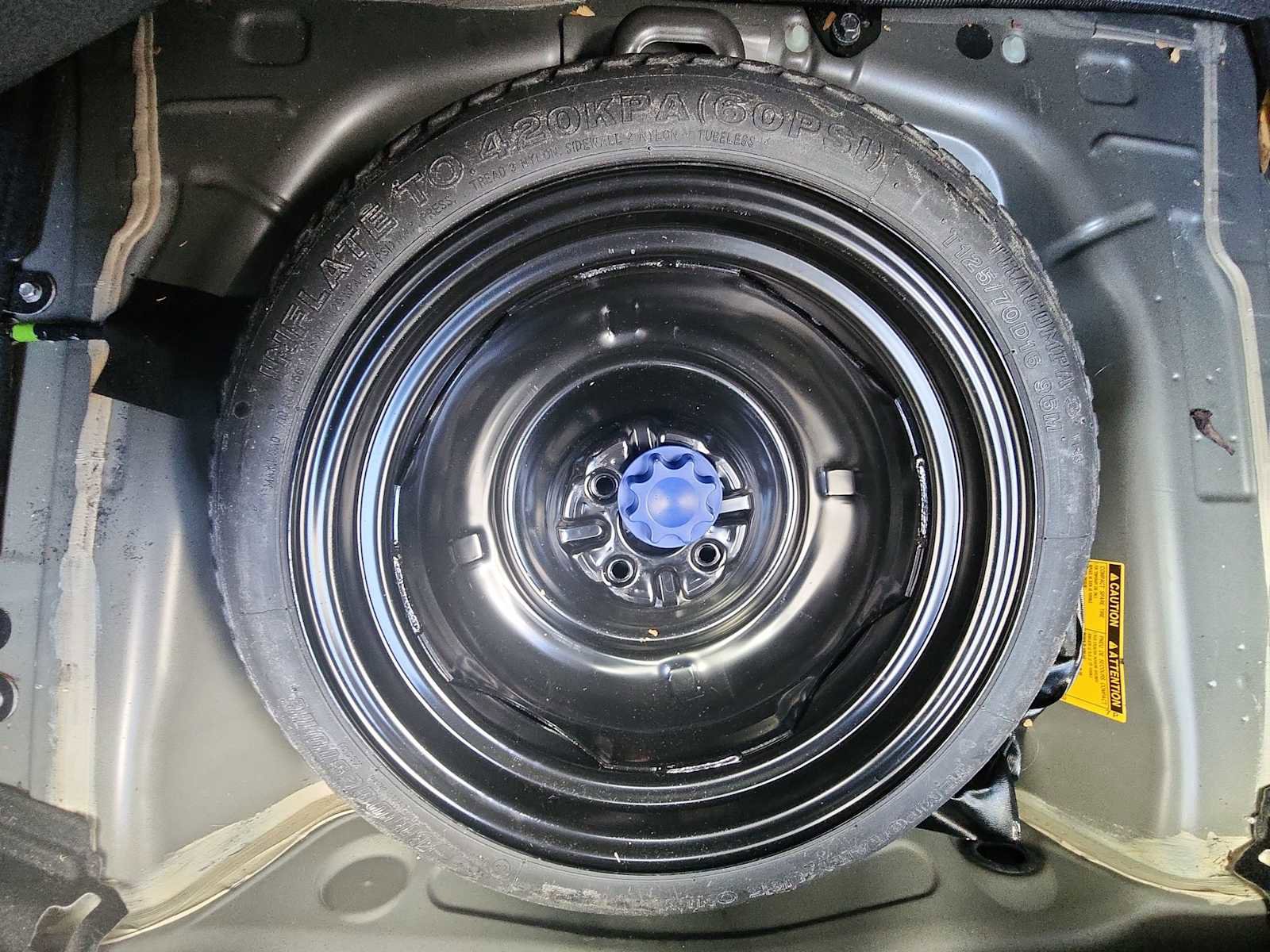 Used 2014 Toyota Prius C One FWD image 23