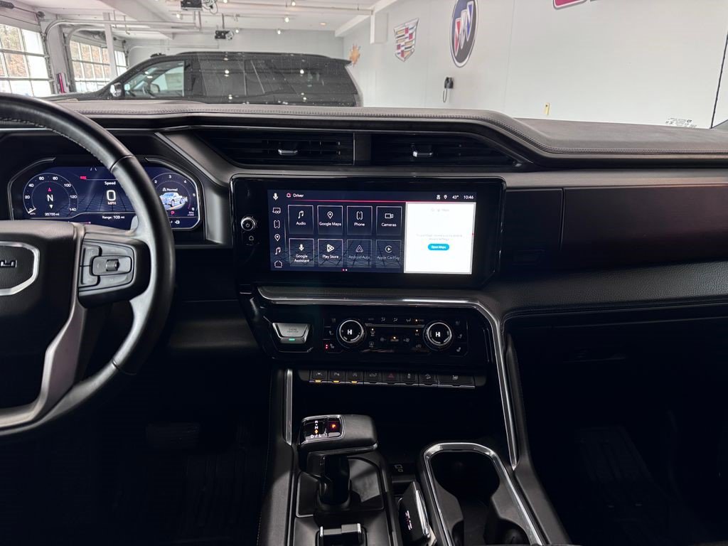Certified 2023 GMC Sierra 1500 Denali w/ Technology Package AWD/4WD image 16