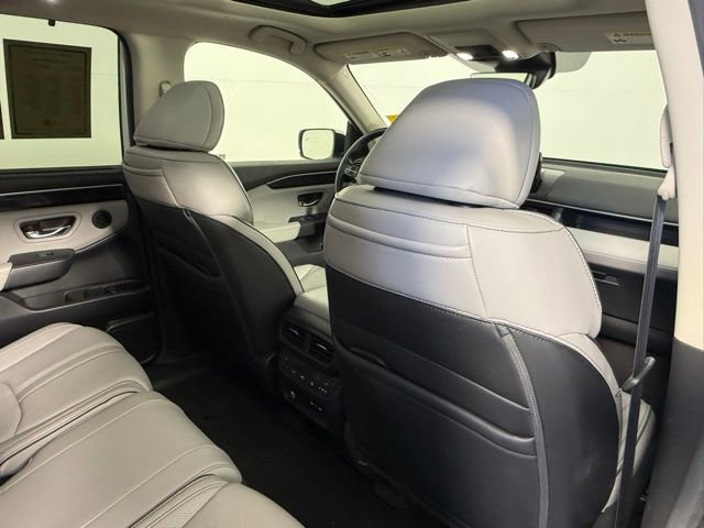 Used 2024 Honda Pilot Elite image 44