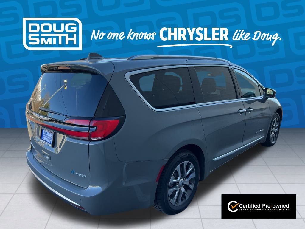 Certified 2022 Chrysler Pacifica Pinnacle image 7
