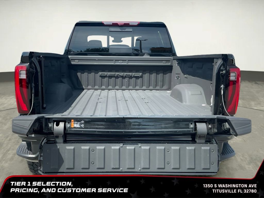 Used 2024 GMC Sierra 2500 Denali w/ Denali Reserve Package AWD/4WD image 15