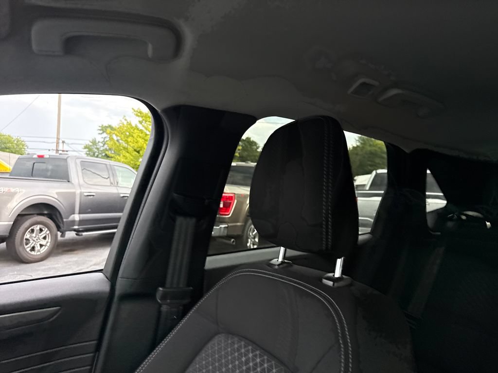 Used 2025 Ford Escape Active AWD/4WD image 39