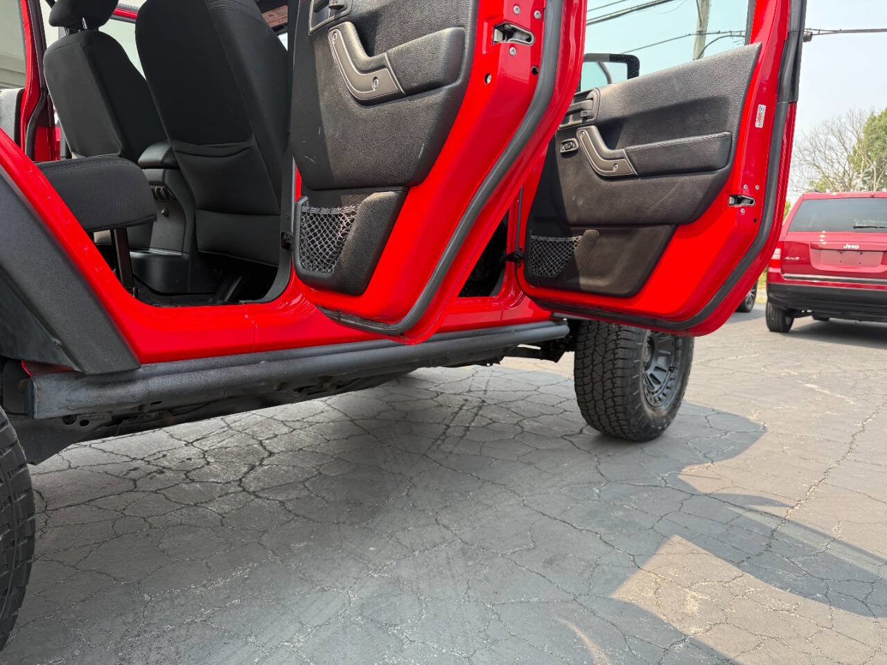 Used 2016 Jeep Wrangler Unlimited Sport image 8