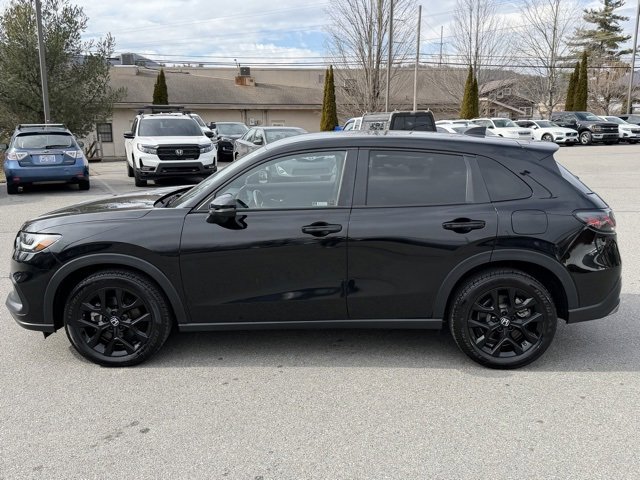 Used 2024 Honda HR-V Sport image 8