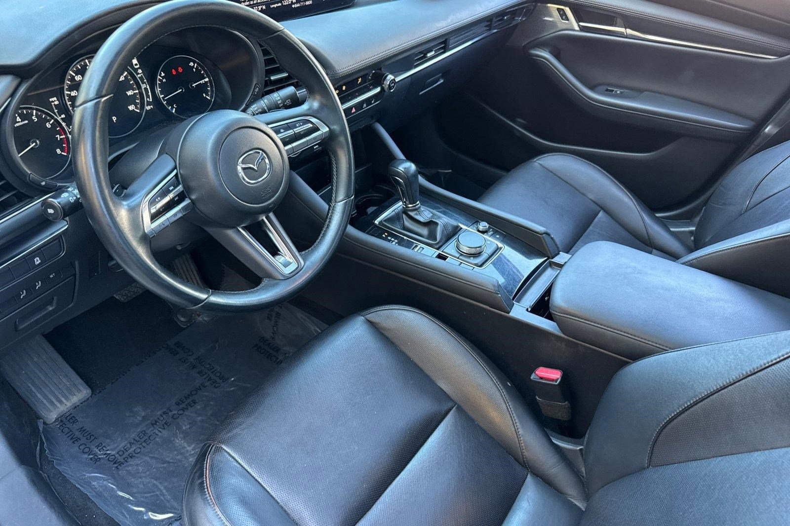 Used 2019 MAZDA MAZDA3 AWD Hatchback w/ Premium Pkg image 4