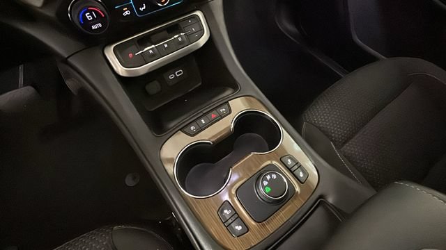 Used 2020 GMC Acadia SLE w/ Driver Convenience Package AWD/4WD image 21