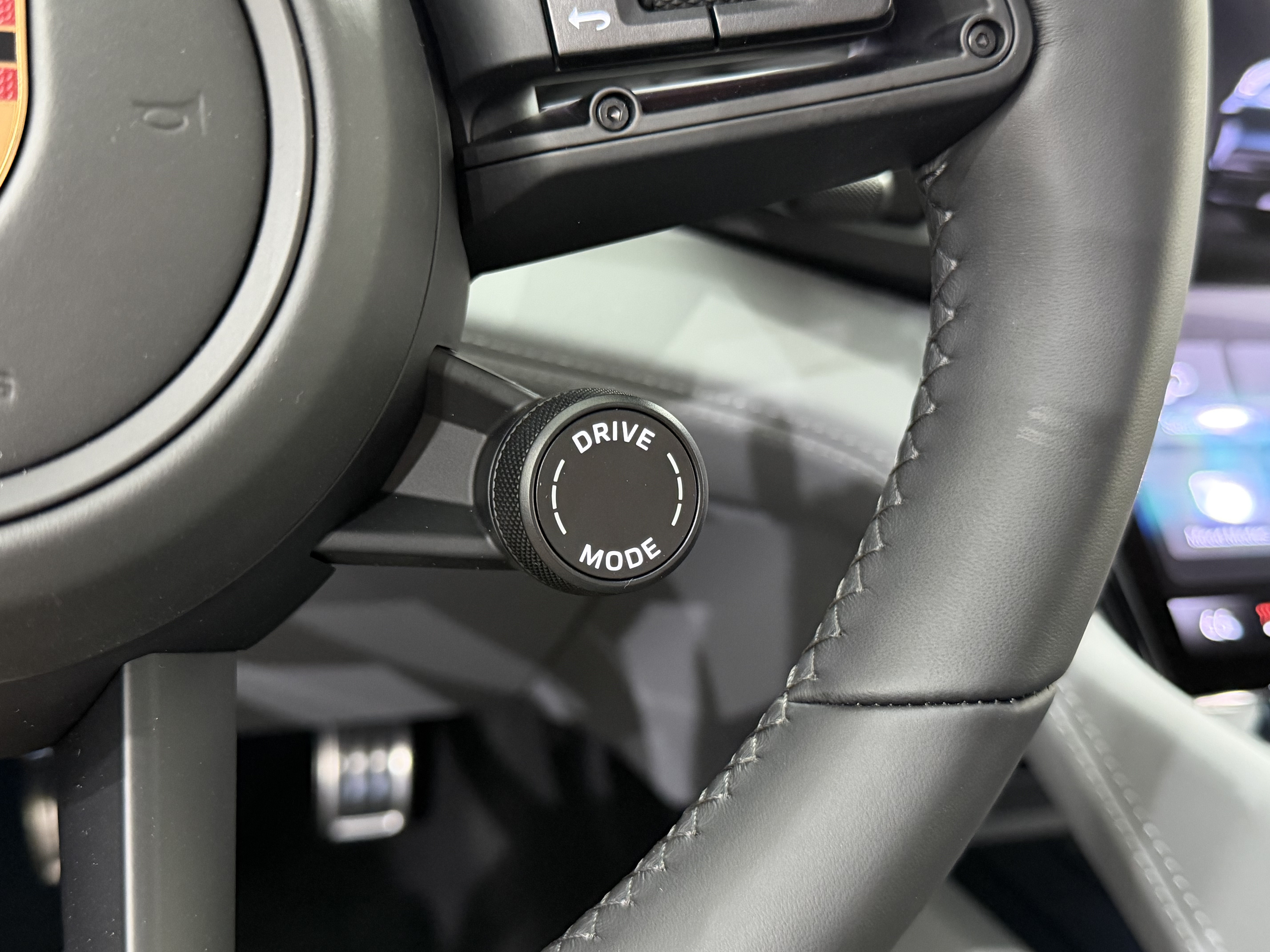 New 2026 Porsche Cayenne Electric AWD/4WD image 52