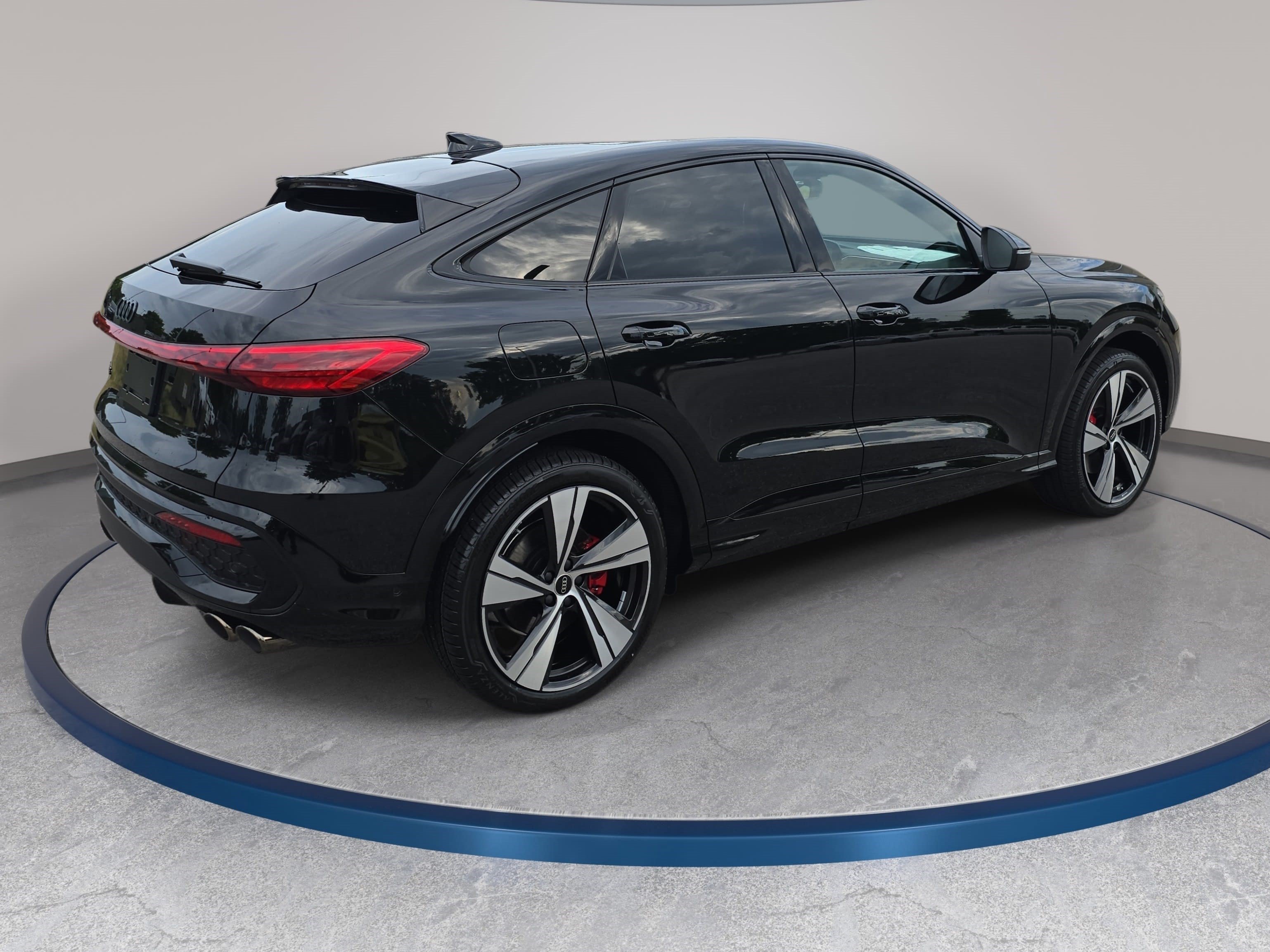 New 2026 Audi SQ5 Premium Plus AWD/4WD image 5