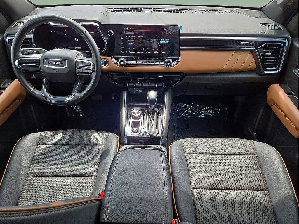 Used 2024 GMC Canyon AT4 w/ AT4 Premium Package AWD/4WD image 16