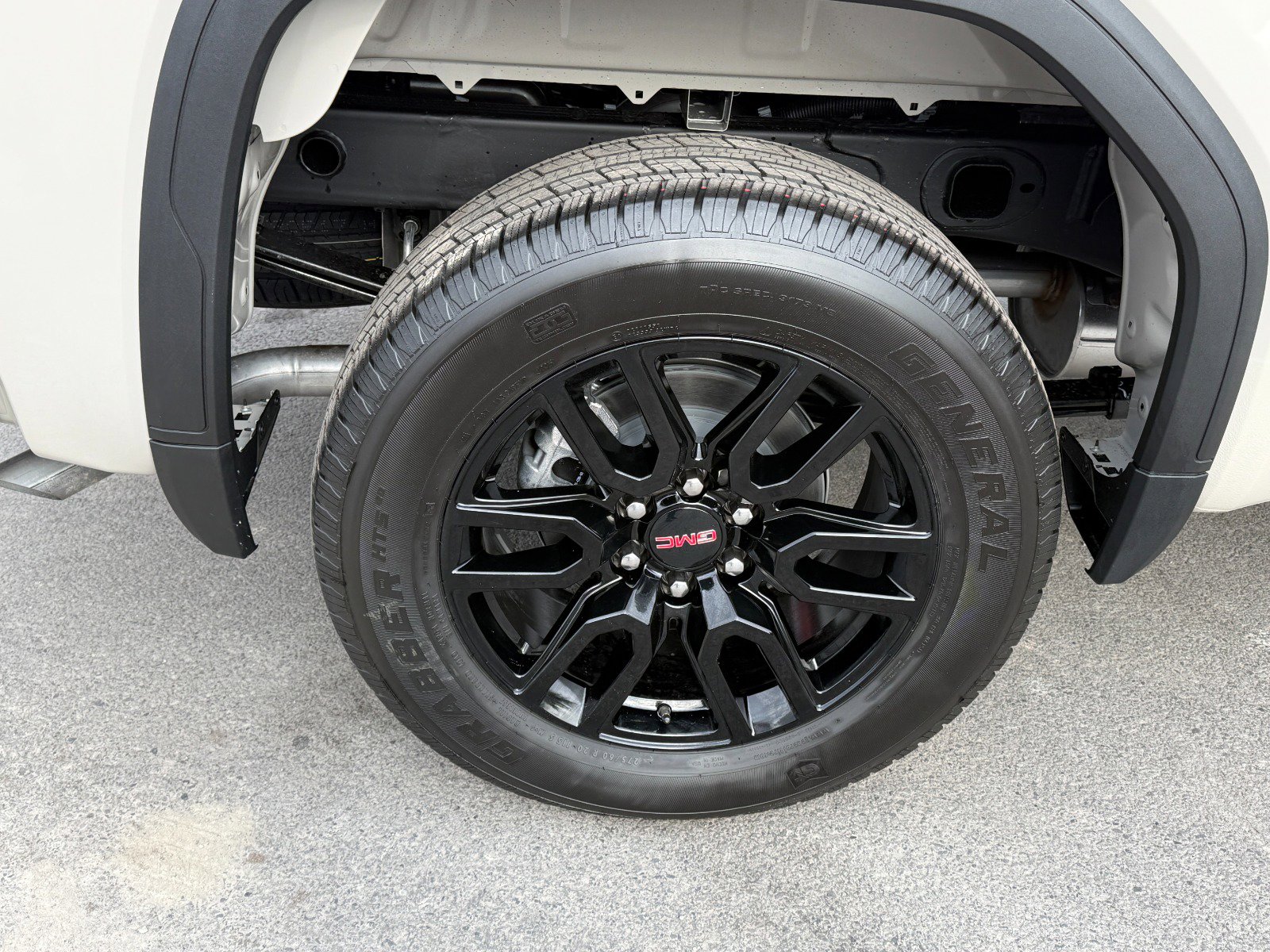 New 2026 GMC Sierra 1500 Pro w/ Graphite Edition AWD/4WD image 11
