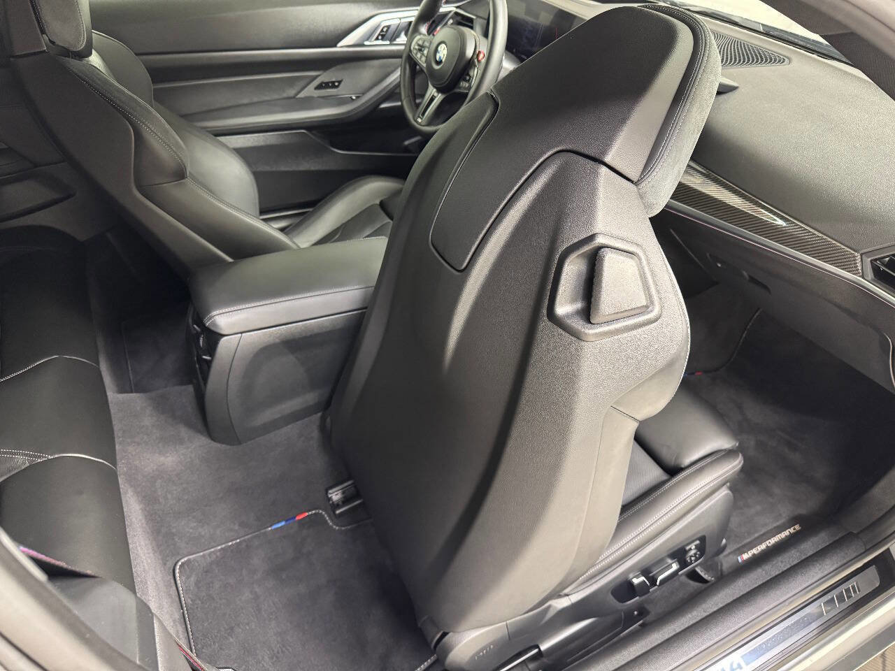 Used 2024 BMW M4 xDrive Competition AWD/4WD image 45