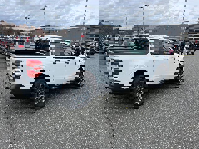 New 2025 Ford Maverick XLT w/ Equipment Group 301A image 29