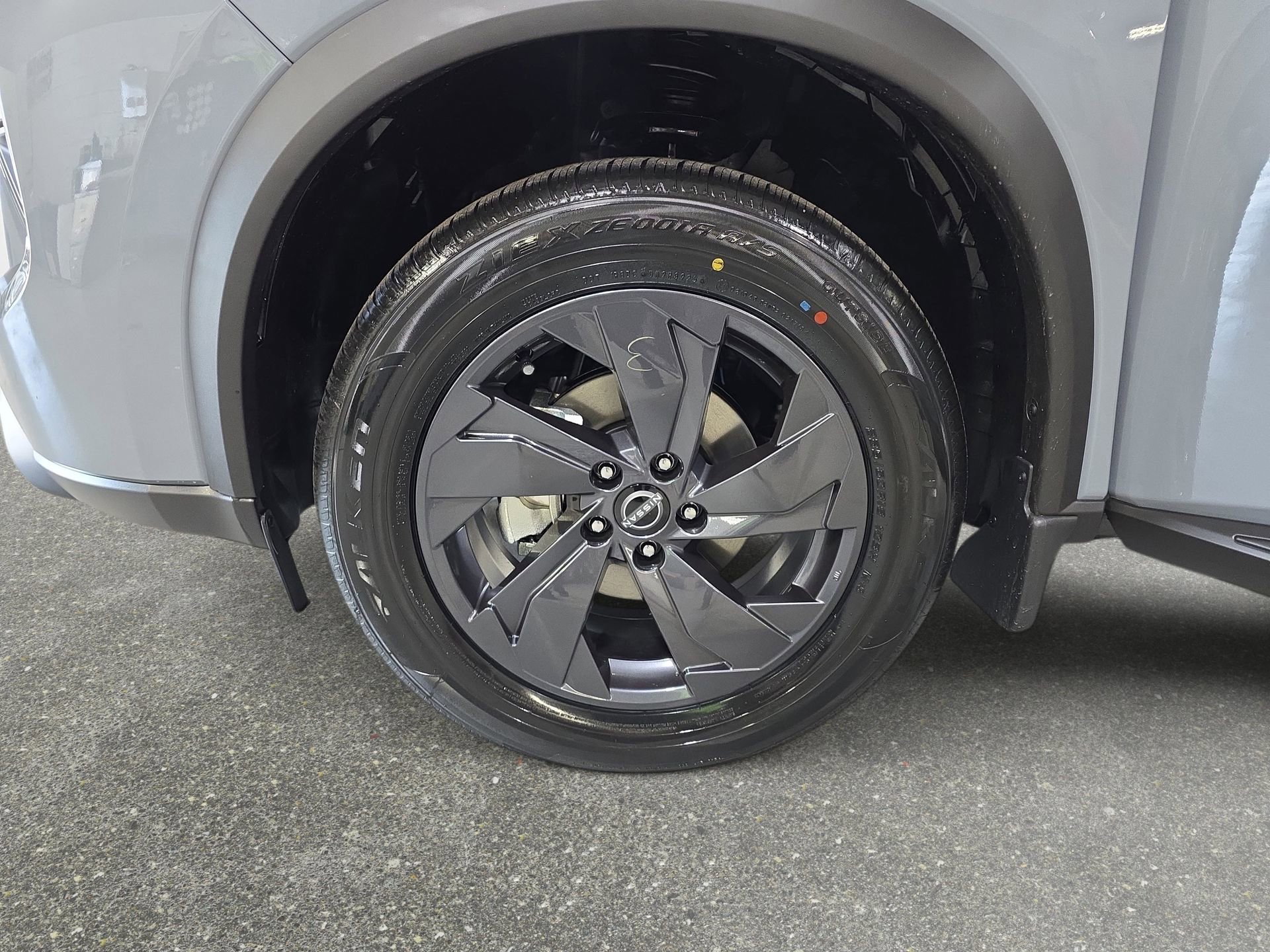 New 2026 Nissan Rogue SV w/ Cold Weather Package FWD image 32