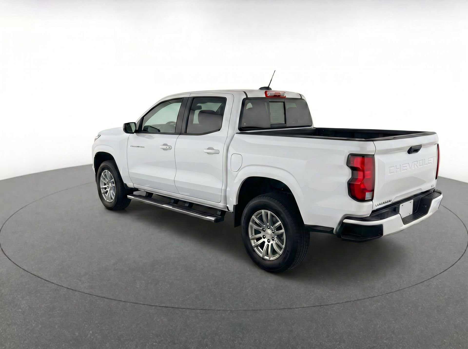 Used 2023 Chevrolet Colorado LT w/ LT Convenience Package RWD image 3