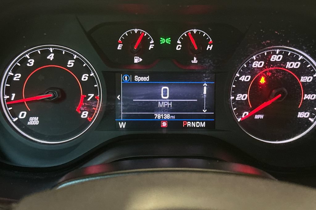 Used 2020 Chevrolet Camaro LT RWD image 23