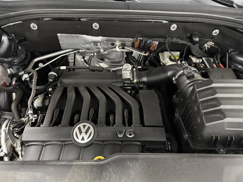 Used 2022 Volkswagen Atlas Cross Sport SE AWD/4WD image 34