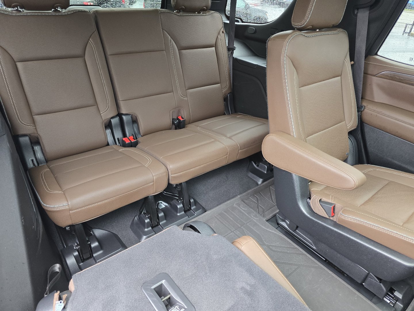 Certified 2022 Chevrolet Tahoe High Country w/ Premium Package image 41