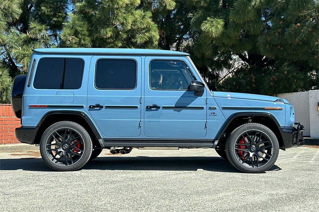 New 2026 Mercedes-Benz G 63 AMG 4MATIC image 3