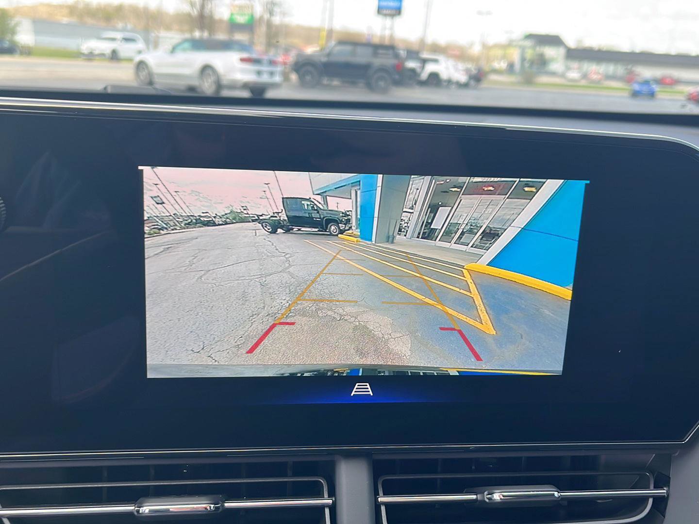 New 2026 Chevrolet Trax LT image 14