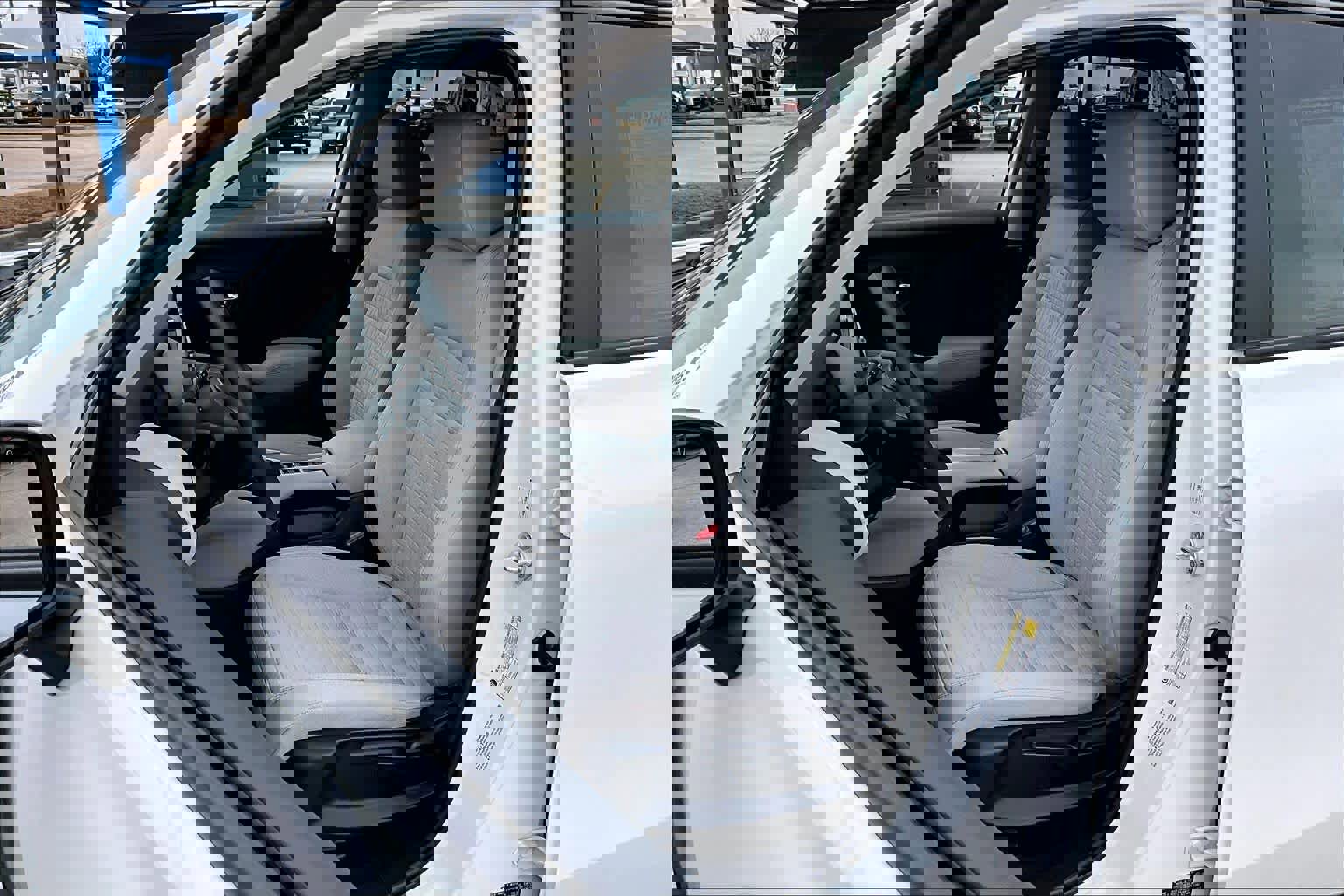 New 2026 Honda HR-V LX image 9