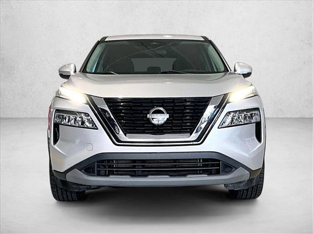 Used 2022 Nissan Rogue SV FWD image 3