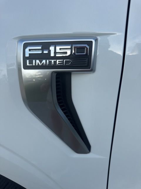 Used 2023 Ford F150 Limited image 22