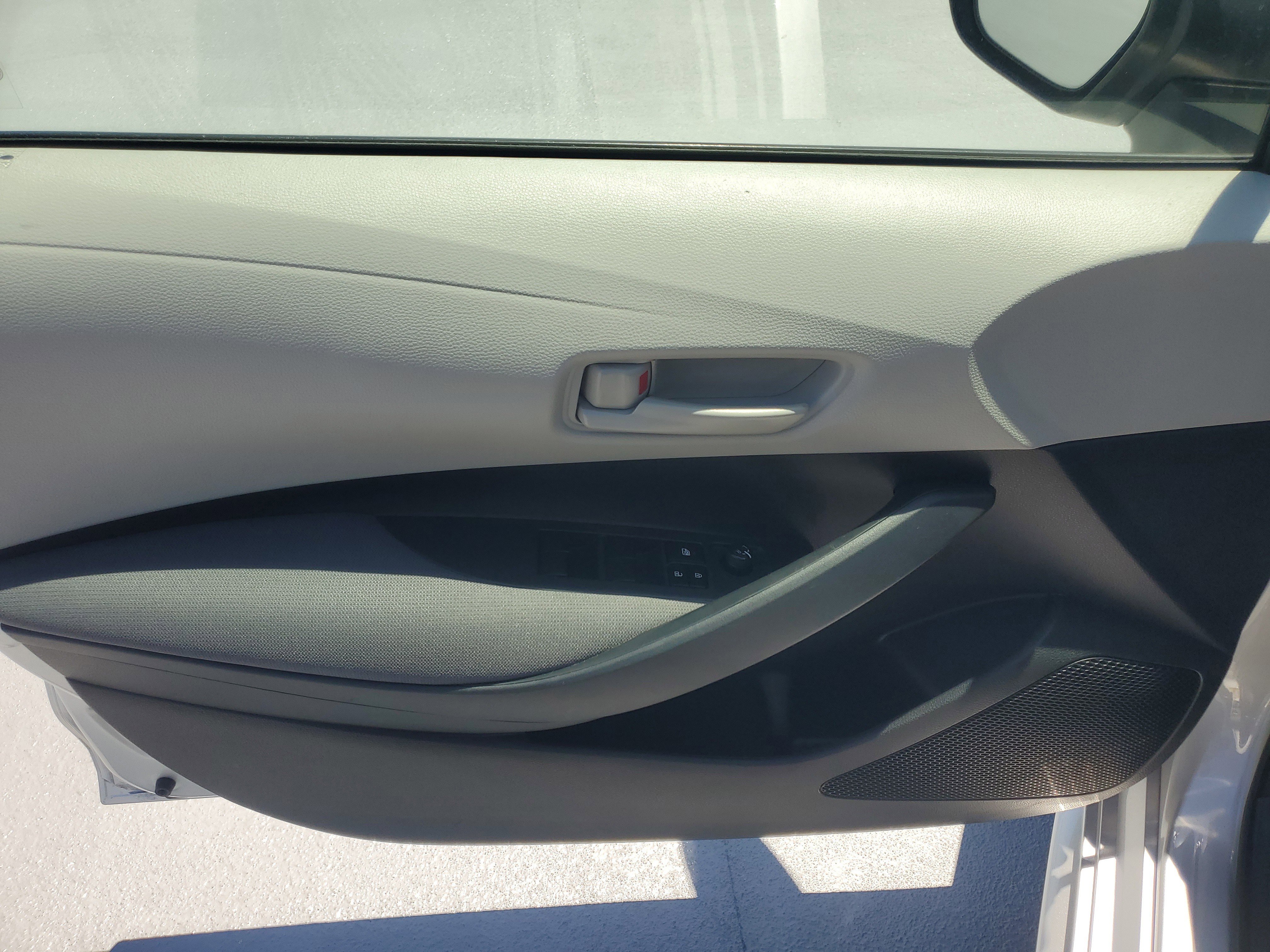 Used 2023 Toyota Corolla LE FWD image 17