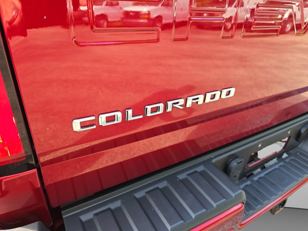 Used 2022 Chevrolet Colorado Z71 AWD/4WD image 15