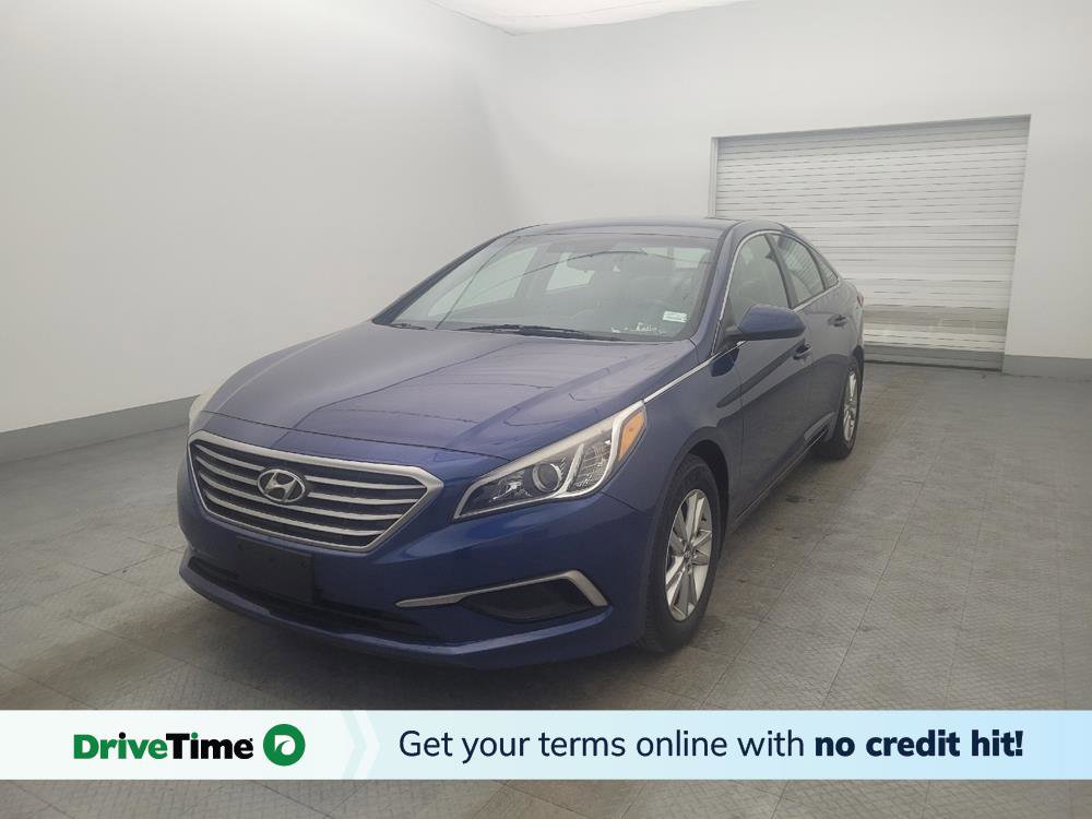 Used 2017 Hyundai Sonata SE image 1
