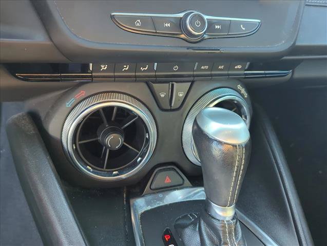 Used 2019 Chevrolet Camaro LT RWD image 17