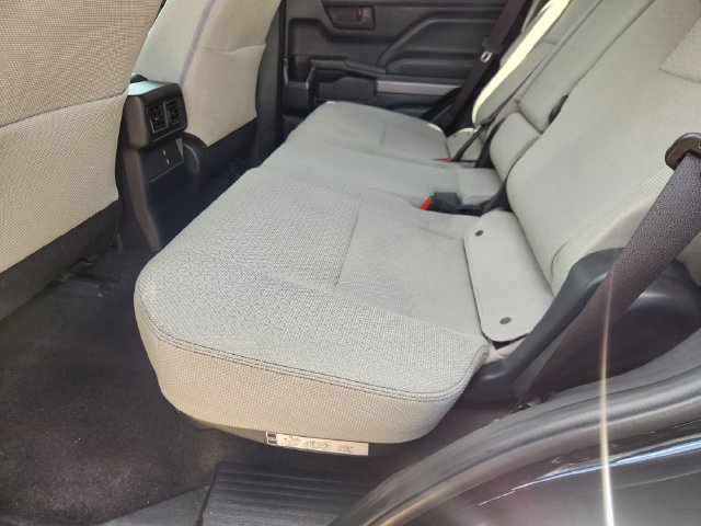 Certified 2025 Toyota 4Runner SR5 AWD/4WD image 29