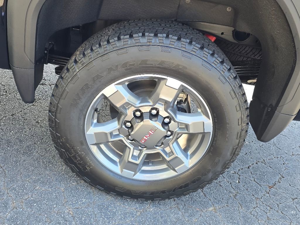 New 2025 GMC Sierra 2500 SLT w/ SLT Premium Package image 7