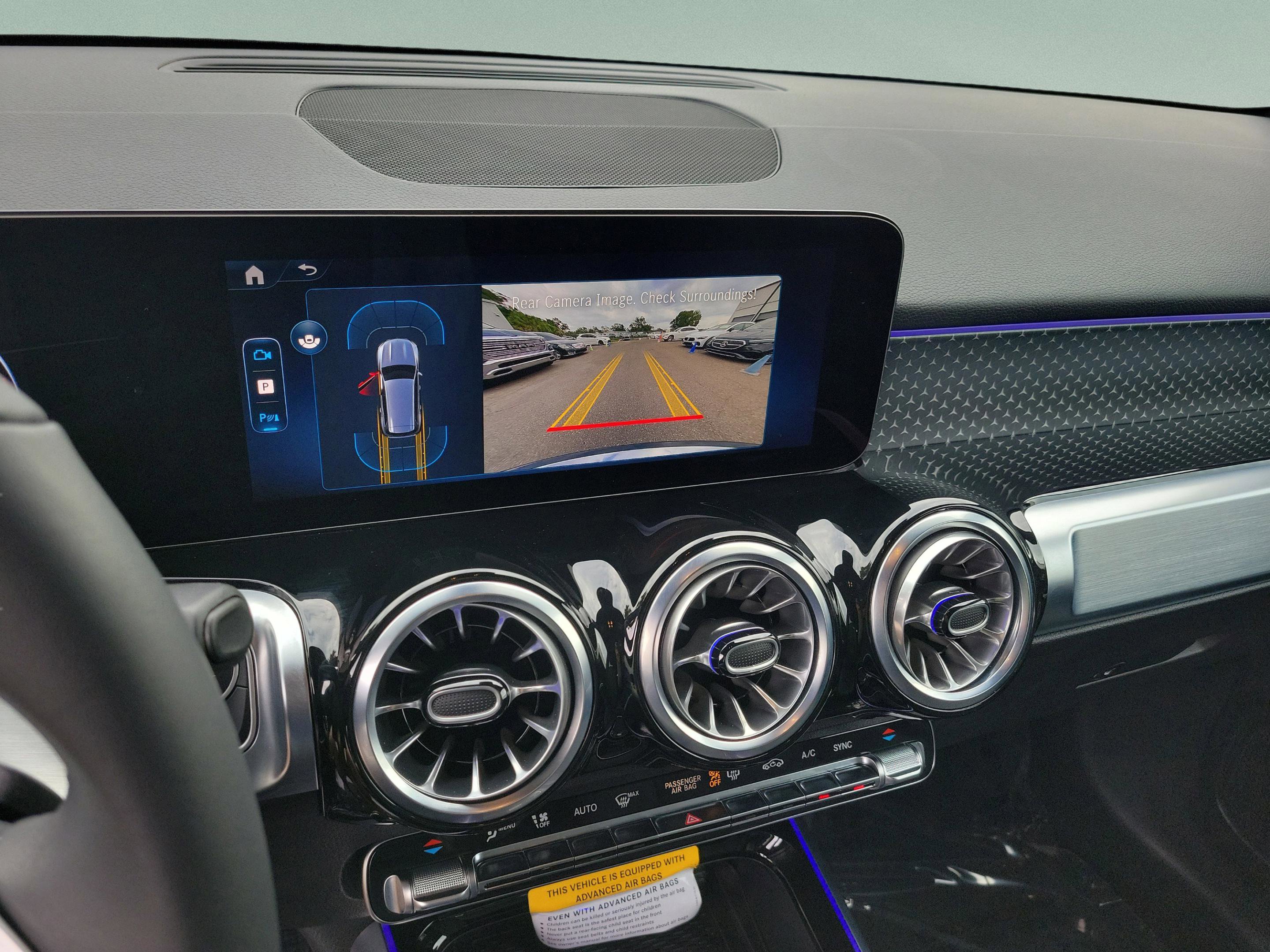 Certified 2025 Mercedes-Benz GLB 250 image 33