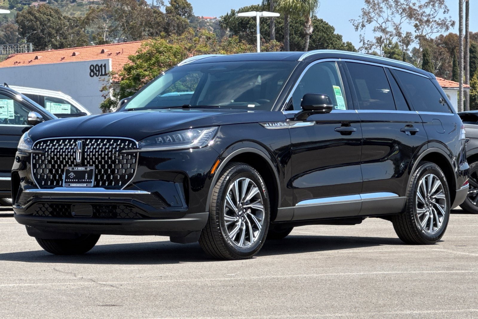 New 2025 Lincoln Aviator 2WD w/ Equipment Group 101A image 7