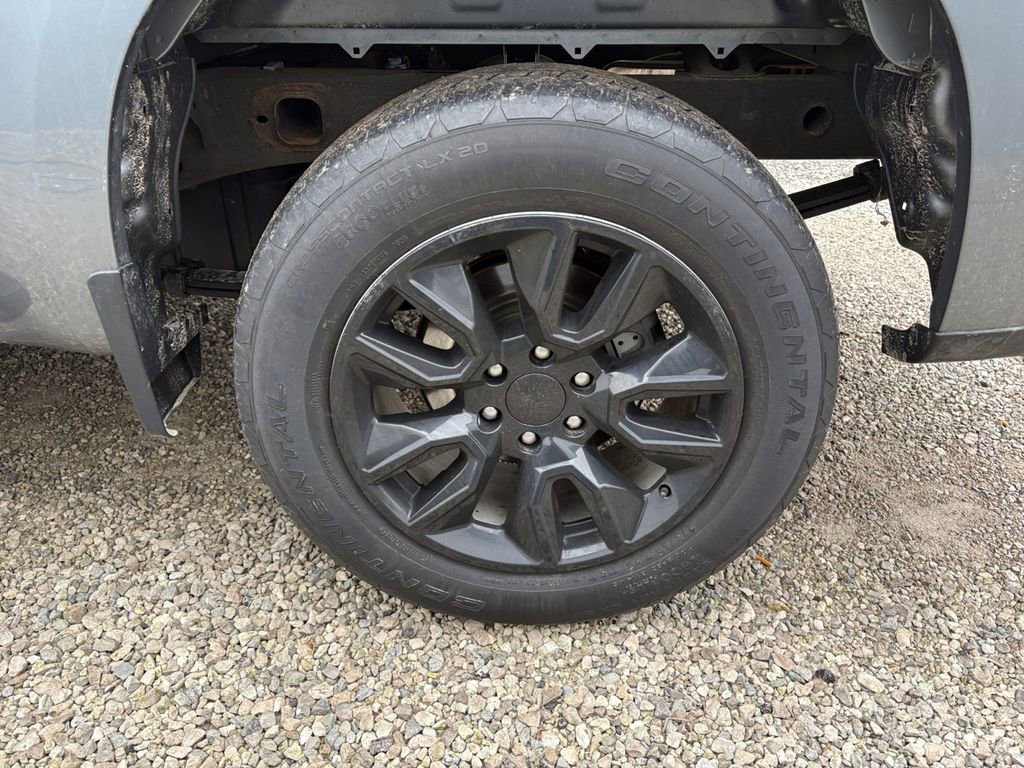 Used 2021 Chevrolet Silverado 1500 Custom w/ LPO, Dark Essentials Package image 22