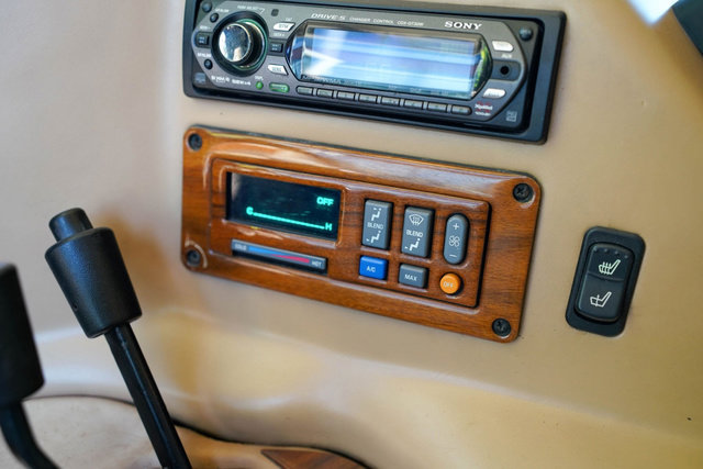 Used 1995 HUMMER H1 4-Door Wagon image 33