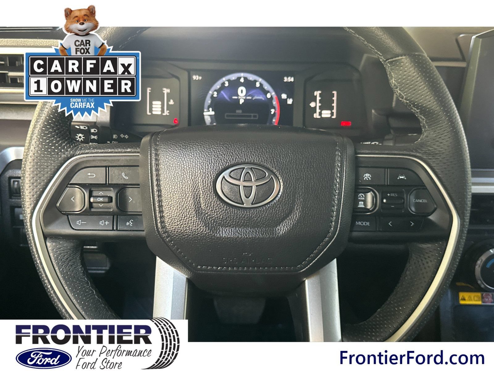 Used 2025 Toyota Tacoma SR5 w/ SR5 Upgrade Package AWD/4WD image 23
