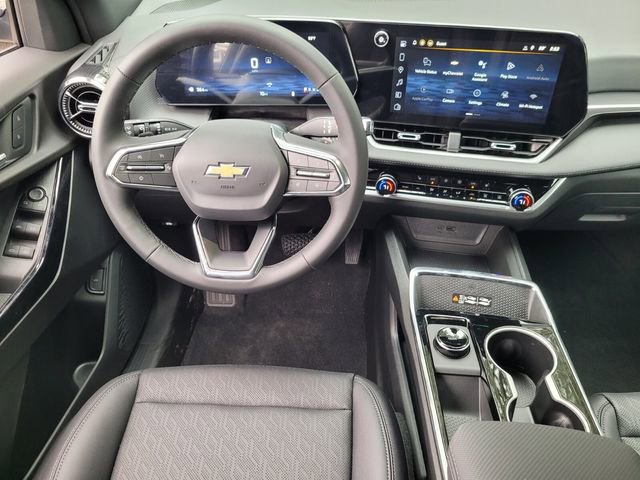 New 2026 Chevrolet Equinox LT w/ Convenience Package II image 17