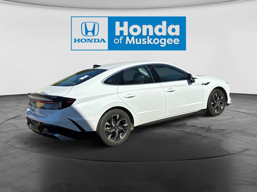 Used 2025 Hyundai Sonata SEL FWD image 5
