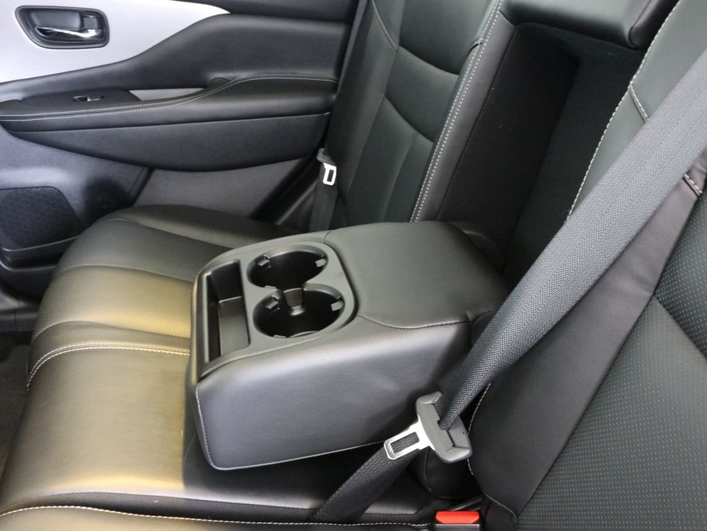 Used 2020 Nissan Murano SL w/ Moonroof Package AWD/4WD image 35