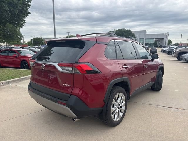 Used 2025 Toyota RAV4 Limited FWD image 3