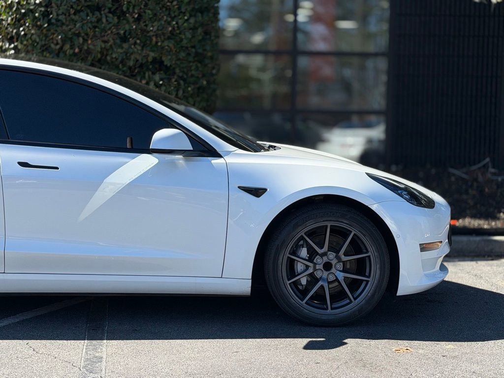 Used 2021 Tesla Model 3 Standard Range Plus image 23