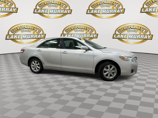 Used 2010 Toyota Camry LE FWD image 4
