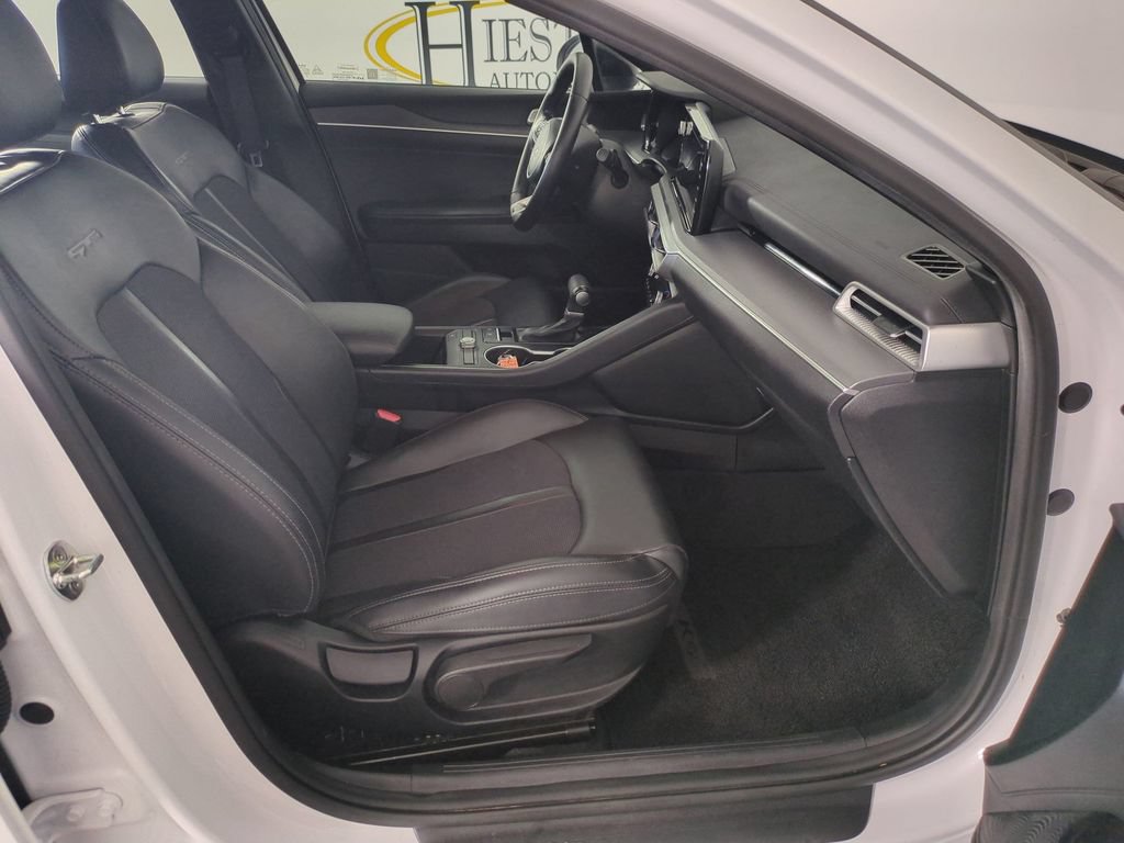 Used 2022 Kia K5 GT-Line FWD image 35