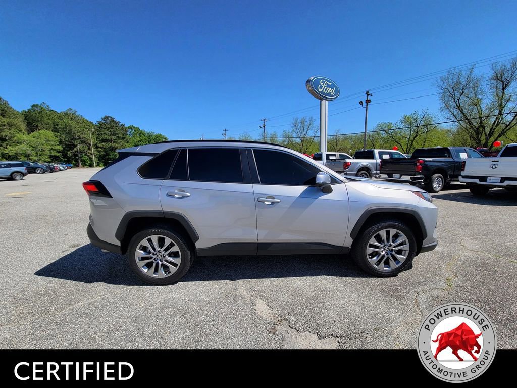 Used 2023 Toyota RAV4 XLE Premium FWD image 7