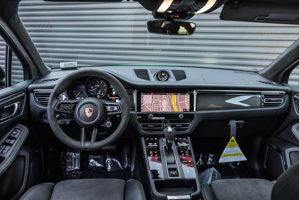 Used 2026 Porsche Macan GTS image 12