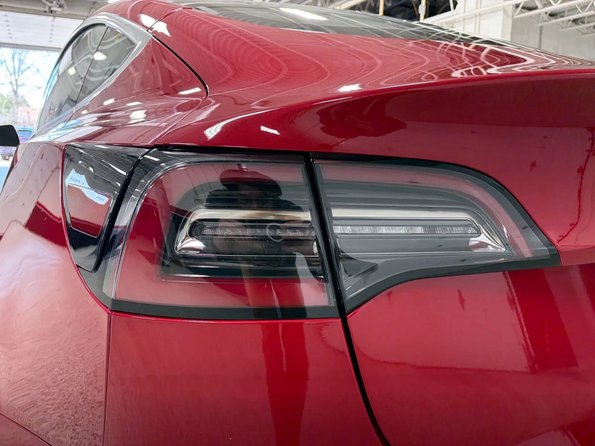 Used 2018 Tesla Model 3 Mid Range image 9