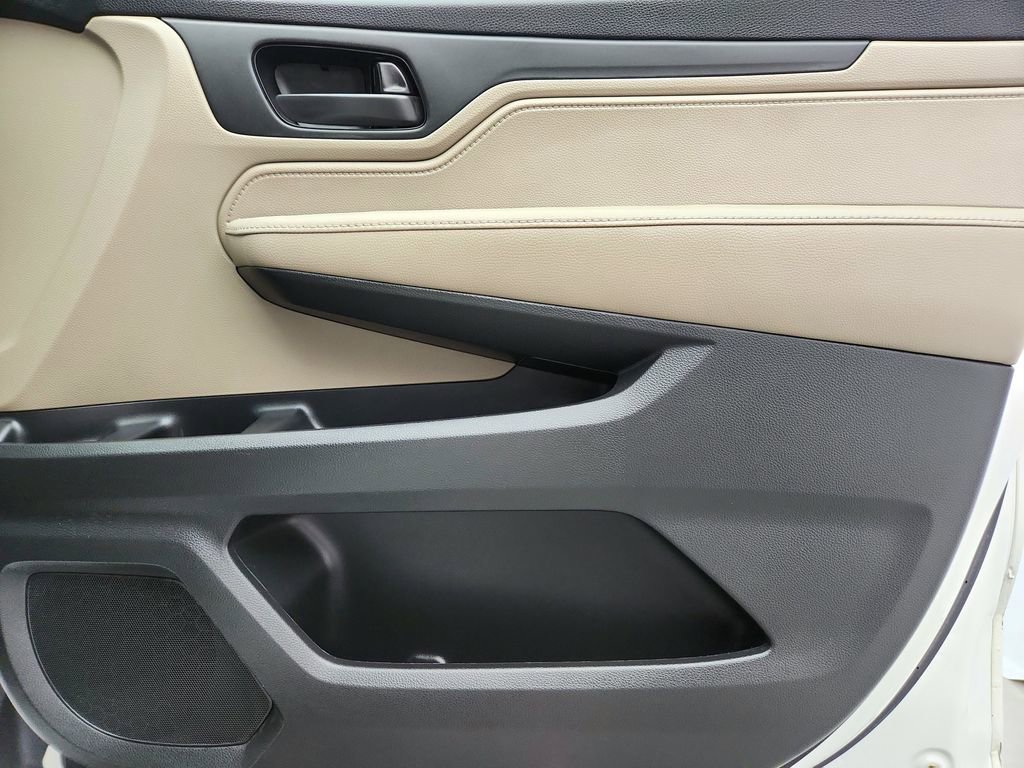 Used 2018 Honda Odyssey EX image 29