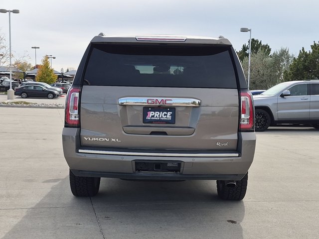 Used 2019 GMC Yukon XL Denali w/ Denali Ultimate Package AWD/4WD image 7